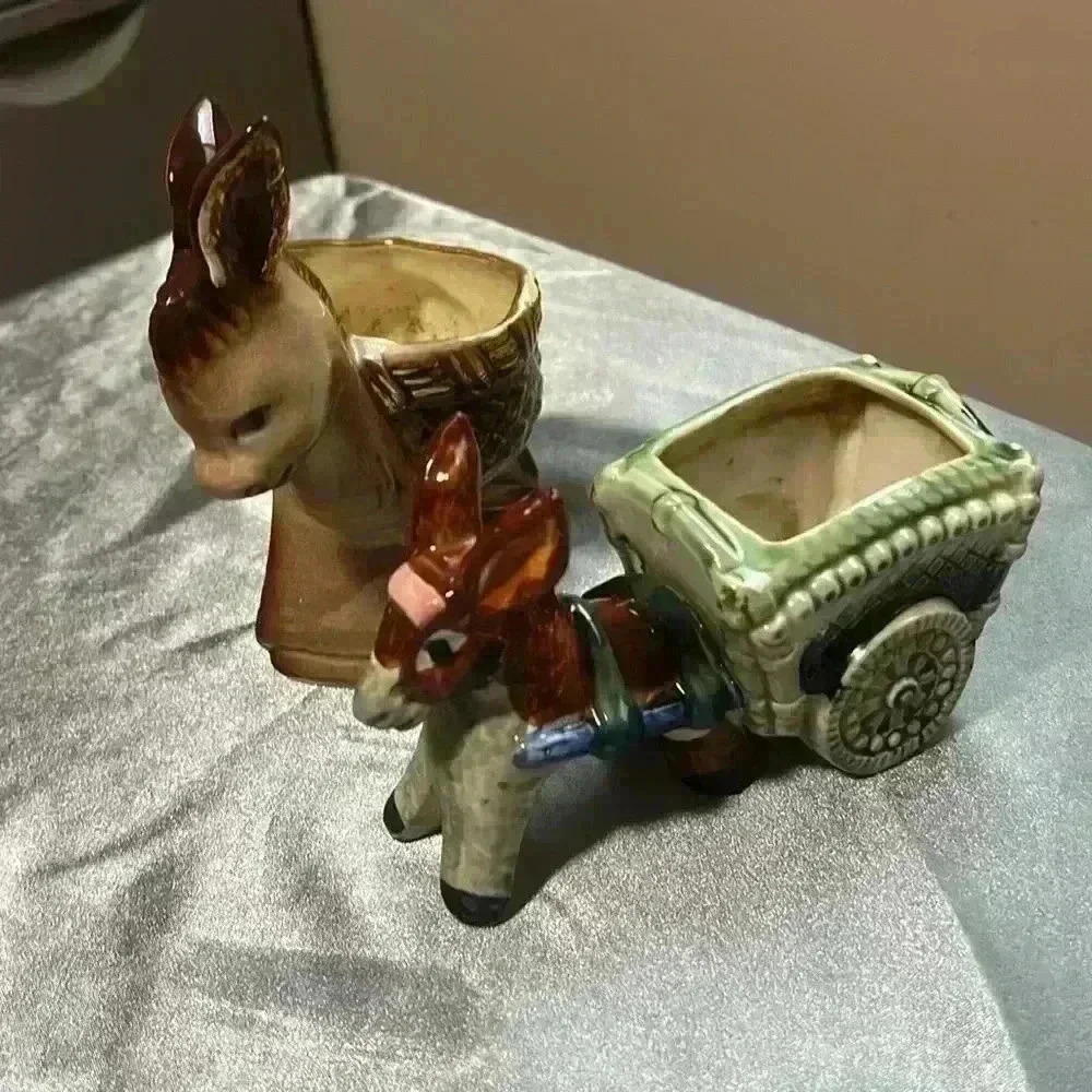 2 Vintage  Burro Planters - Picture 14 of 14